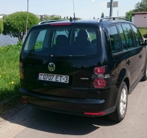 Volkswagen Touran 2010 года в городе Гомель фото 3