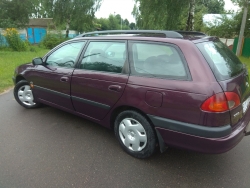 Toyota Авенсис, 2000