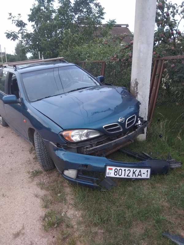 Nissan  2000 года в городе Барановичи фото 1