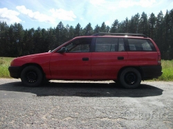 Opel Astra 1992 года в городе Городок фото 1