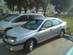 Renault лагуна 1999 года в городе солигорск фото 2