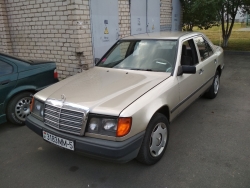 Mercedesbenz 200 1988 года в городе Слуцк фото 1