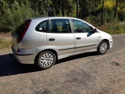 Nissan Альмера тино 2001 года в городе Минск фото 2