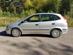 Nissan Альмера тино 2001 года в городе Минск фото 3