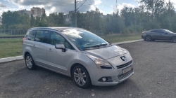 Peugeot 5008 2011 года в городе Минск фото 1