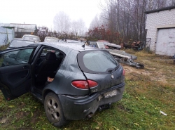 Alfaromeo 147 2002 года в городе Городок фото 4