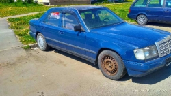 Mercedesbenz 230Е 1985 года в городе Минск фото 2