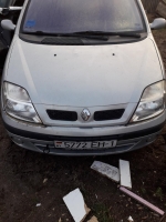 Renault  2001 года в городе Борский рано д. Яцковичи фото 1