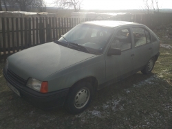 Opel  1988 года в городе Лида фото 2