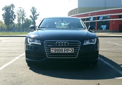 Audi  2011 года в городе Гомель фото 2