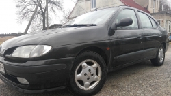 Renault Megane 1997 года в городе Ммнск фото 1