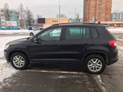 Volkswagen Tiguan 2009 года в городе Бобруйск фото 2