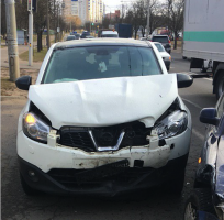 Nissan Qashqai 2010 года в городе Минск фото 2