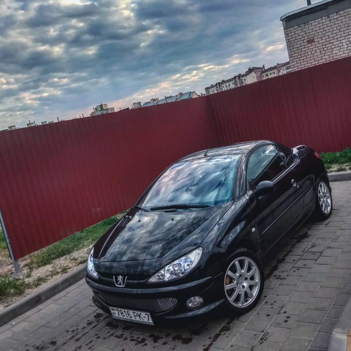 Купить Peugeot 206 2004 года в городе Солигорск за 4000 у.е. продажа авто  на автомобильной доске объявлений Avtovikyp.by