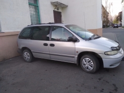 Chrysler Voyager 1999 года в городе Солигорск фото 1