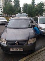 Volkswagen Touran 2004 года в городе Минск фото 1