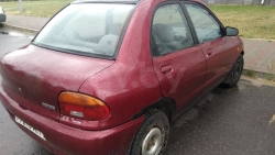 Mazda  1993 года в городе деревня Кастеши фото 2