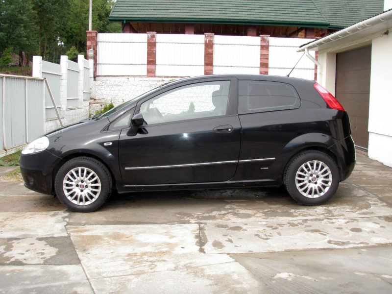 Fiat Grande Punto 2009 года в городе Минск фото 1