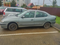 Renault Megane 1997 года в городе Слоним фото 1