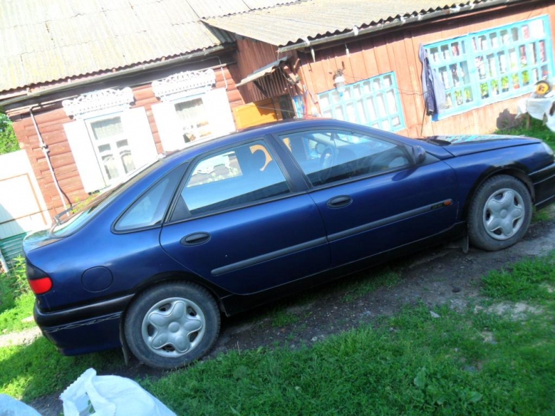 Renault Laguna 1996 года в городе гомель фото 1