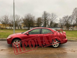 Mazda  2004 года в городе Минск фото 1