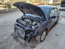 Mazda 323 1997 года в городе Минск, тракторный завод фото 2