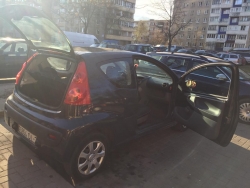 Peugeot 107 2011 года в городе Минск фото 5