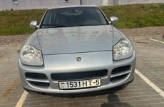 Porsche Cayenne, 2002