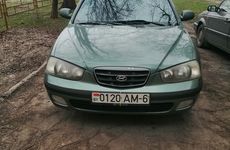 Hyundai Elantra, 2001